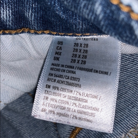 American eagle light wash colored jeans - Picture 3 of 3